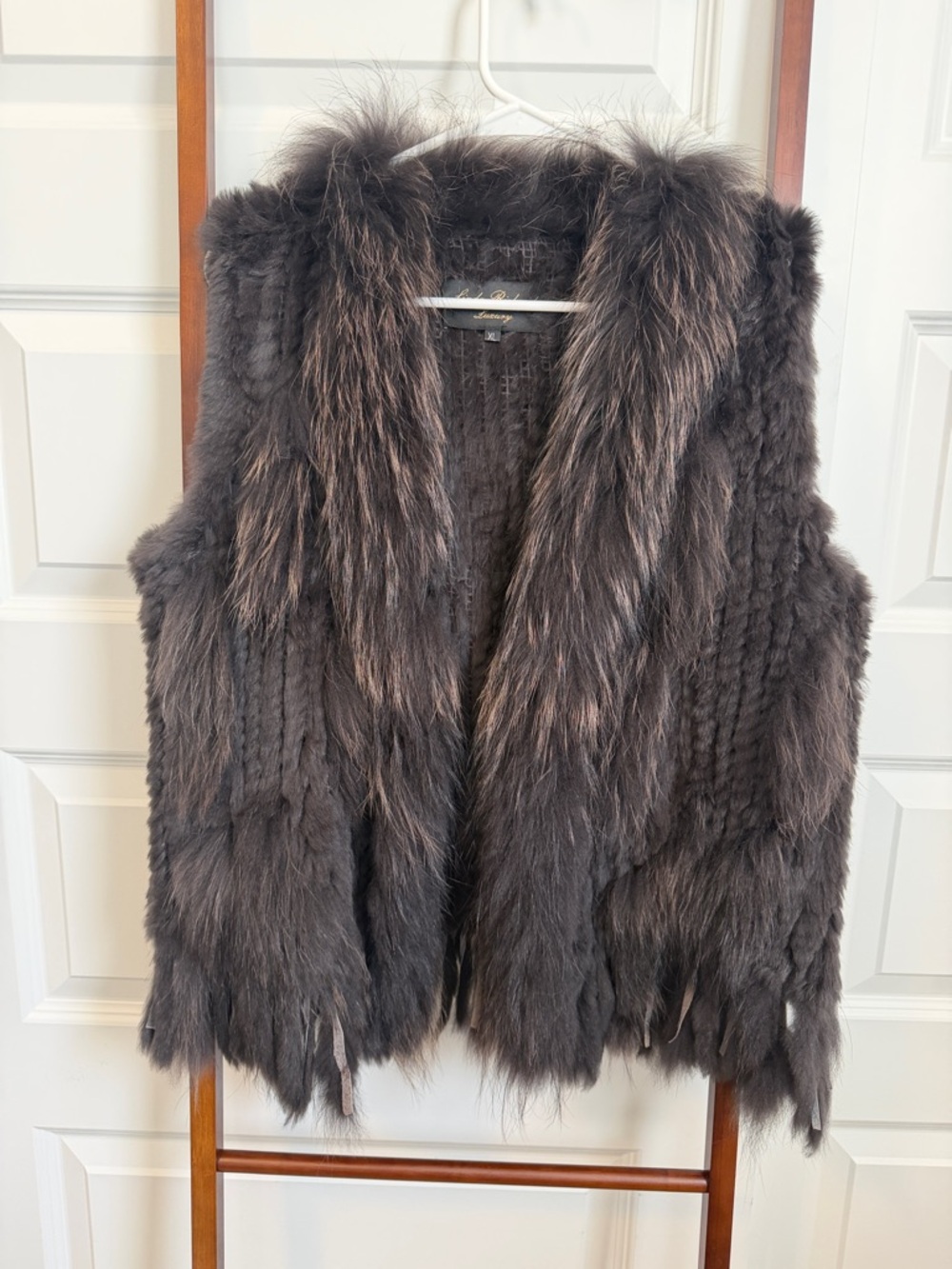 Luxury Fur Vest in Dark Brown